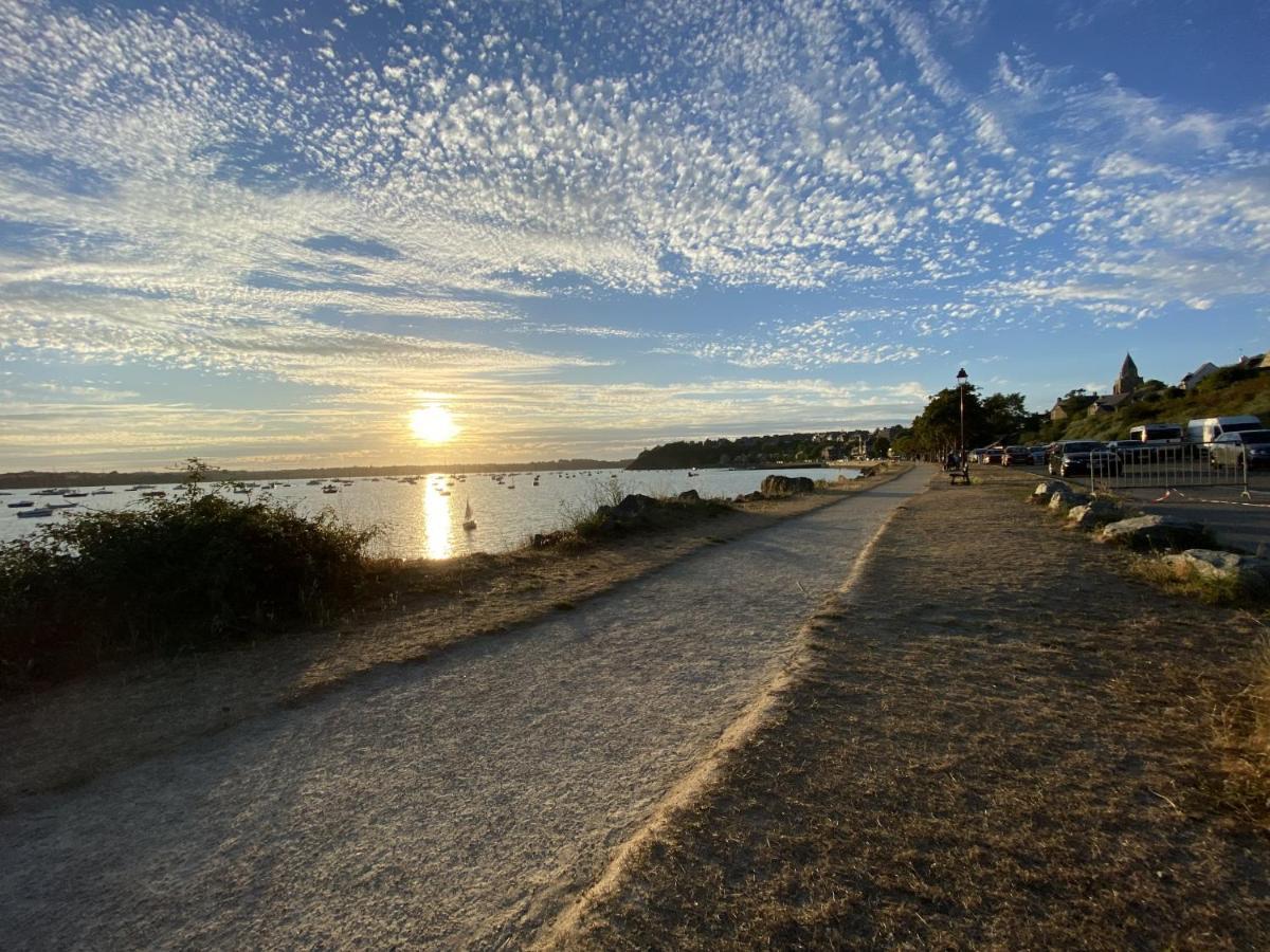 600M Plage Saint-Suliac- Maison Bretonne Pour 4 Exteriör bild